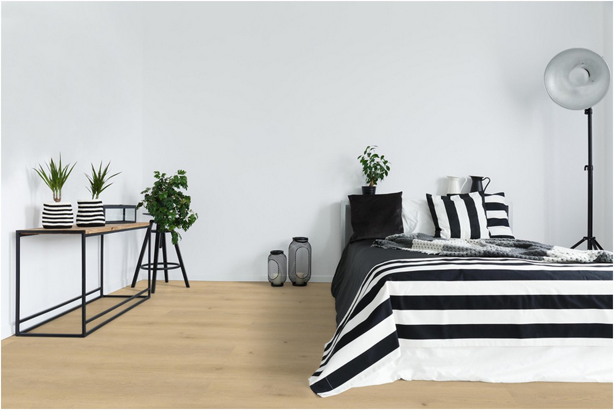 Click-Vinyl CHECK One 2491 Ziegelhof Eiche inkl. Trittschall Premium Breit